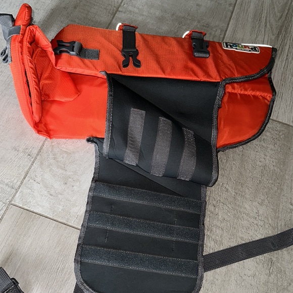 Dog Life Jacket - Picture 3 of 6